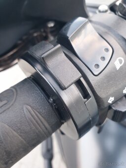 Suzuki dl650 v strom - 10