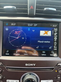 FORD MONDEO KOMBI 2,0 TDCi Titánium A6 - 10