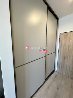 Na prenájom zariadený 1-izbový byt v Alicante - 10