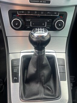 Volkswagen Passat CC 2.0TDI - 10