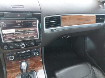VW Touareg 3.0 tdi - 10