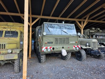 Tatra 813 Kolos - 10