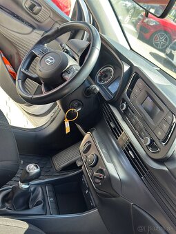 Hyundai i20 1.2i 62kW - 10