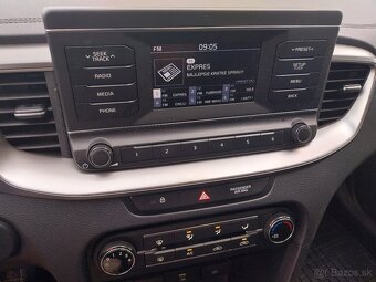 Kia Ceed 2020 1.0 T-GDI 88kw - 10