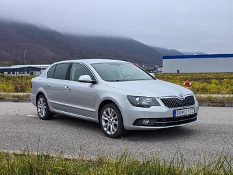 Škoda Superb 2 2.0 TDI, Navigácia, Automatické parkovanie - 10