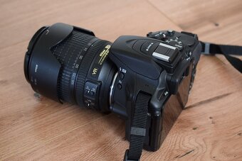 Nikon D5600 - wifi BT - dotyk. displej AF VR objektiv 18-105 - 10