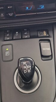 Toyota Auris 1.8 Hybrid, 2017, Automat - 10