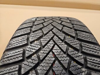 Špičkové zimné pneu Bridgestone - 205/50 r17 93H - 10