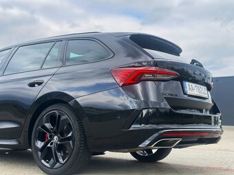 Škoda Octavia Combi 2.0 TSI RS DSG - 10