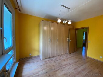 Trojizbový byt s loggiou blízko centra Lučenec - Vajanského - 10