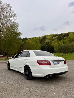 Mercedes-Benz E 350 CDI Avantgarde 170 kW - 10
