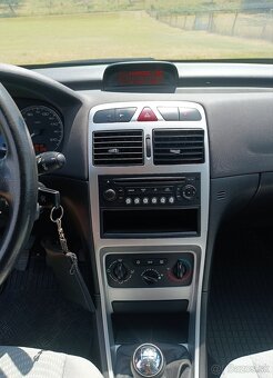 Peugeot 307 - 10