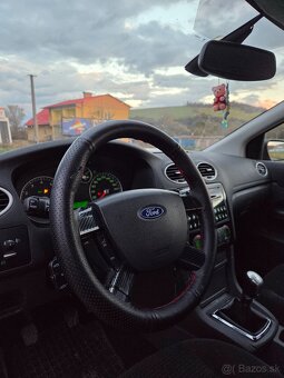 Ford Focus 1.6 benzín - 10