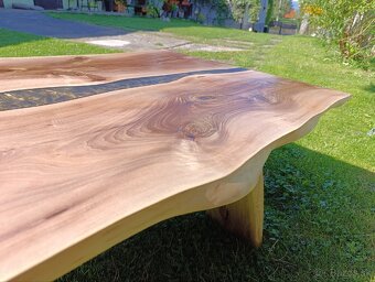 Konferenčný stolík s epoxidom - 10