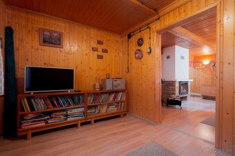 Nádherná rekreačná chata na Kubínskej holi – ideálne miesto - 10