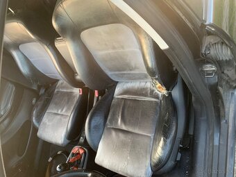 Seat Leon 1,9 TDi prvej generácie predám diely - 10