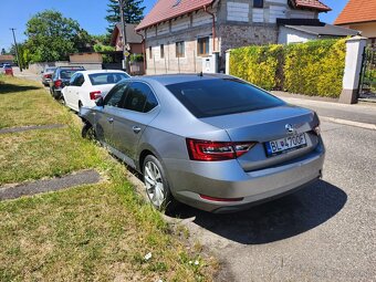 Auto - 10