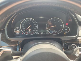 BMW X5 xDrive 30d, CENA 29.675,- Eur bez DPH - 10