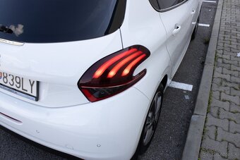 Peugeot 208 1.2 PureTech Allure E6.2 - 10