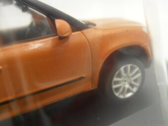 Škoda Yeti 1/43 - 10