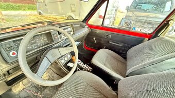 Volkswagen Golf Mk1 1.6D - 10