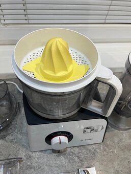 Kuchynský robot Bosch MCM4100 800W - 10