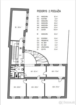 Administratívna budova v historickom centre Banskej Bystrice - 10