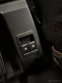 Lada Niva 1.7i - 10