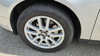 Volkswagen Passat B6 Variant 1.9 TDI BKC bez DPF - 10