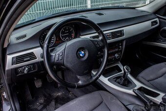 BMW Rad 3 Touring 318d - 10