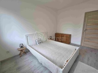 2-izbový byt v tichom prostredí Starého mesta - 10