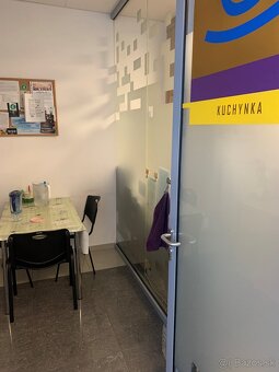 Prenájom reprezentatívnych kancelárskych priestorov v centre - 10