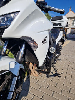 CBF1000F - 10
