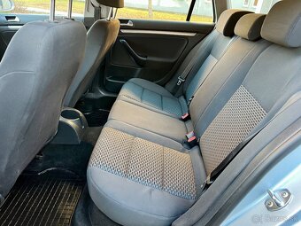 Volkswagen Golf 6 1.6 TDI 77kw Comfortline - 10