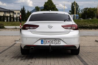 Opel Insignia 2.0 CDTI 170k Start/Stop Edition - 10