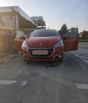 Predám Peugeot 208 1.2l 44.000km - 10