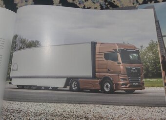 📚Ponúkam na predaj originálne prospekty Kamióny MAN 🚍 - 10