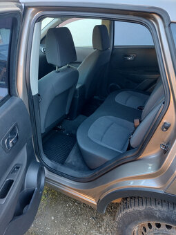 Nissan Qashqai - 10