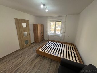 Prenajmem 1-Izbový byt na Lanskej - 10