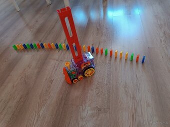 Lokomotíva - domino 80ks - 10
