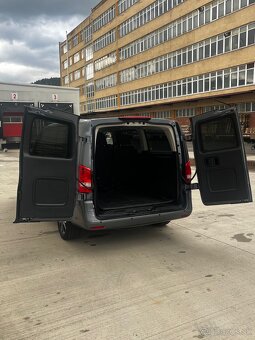 Mercedes-Benz Vito Tourer 4x4 2.2CDI - 10