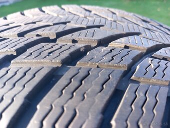 245/45 r19 zimne pneumatiky - 10