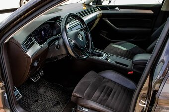 Volkswagen Passat Variant 2.0 BiTDI 240k BMT Highline - 10