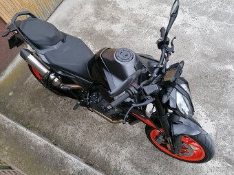 KTM 790 Duke 2021 - 10