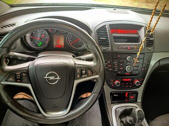 Opel insignia 2.0 cdti 118kw - 10