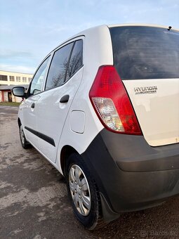 Hyundai i10, r.v. 2011, 1.1 benzín - 10