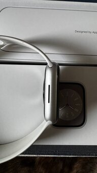 Apple Watch 8, 45mm - 10