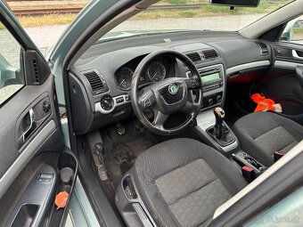 Škoda Octavia 1.6 TDI - 10