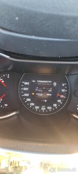 Predám Sorento 2.2 crdi automat 6 rýchlostný - 10