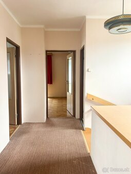 RFReality ponúka rod.dom v tichej lokalite - blízko centra - 10